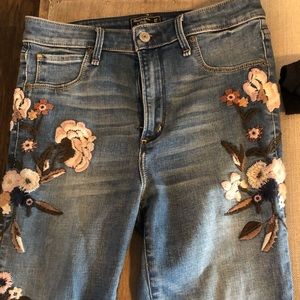 Abercrombie & Fitch Simone high rise jean